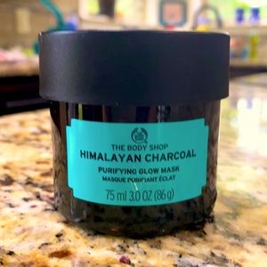 Body shop Himalayan charcoal mask
